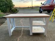 Tyler Rooper crafted this desk on her own, complete with a handy set of wheels. Photo by Tyler Rooper