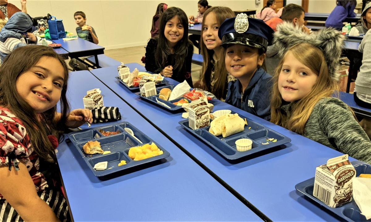 From left to right, are: Emma Arano Fernandez, Donna Torres, Alina Correa, Noelia Muñoz Romero, and Brooklyn Isaksen.